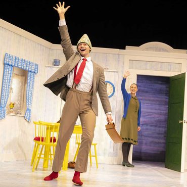 Joseph Saunders (Daddy/Milkman/Postman/Tiger), Ellie Shove (Mummy)
