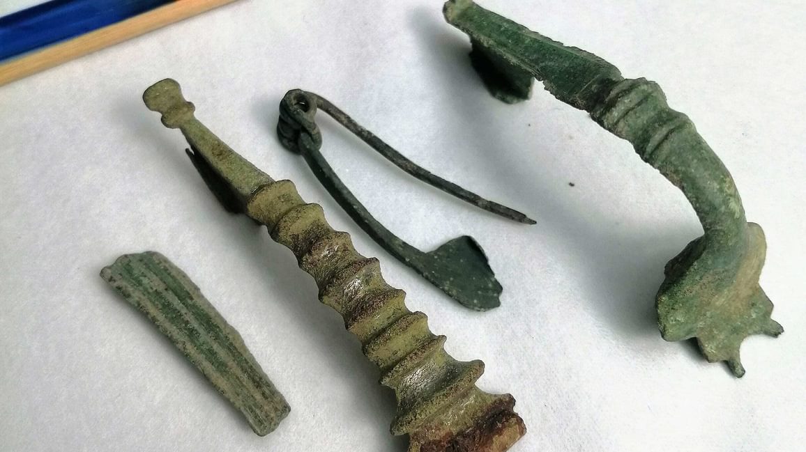 A selection of Roman copper alloy brooches.